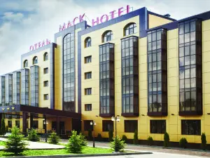 Business Hotel Mask