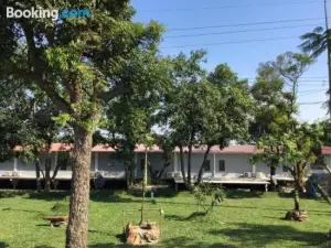 โรงแรมในสวนอินน์ (Nai Suan Inn)